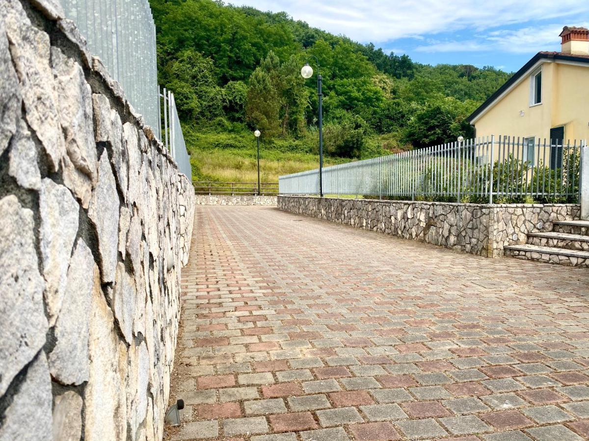 Le Village Sarzana Exteriér fotografie