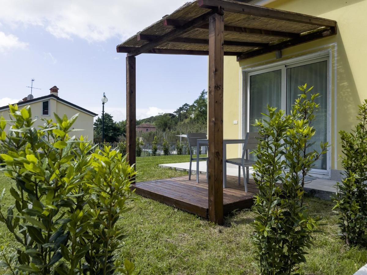 Le Village Sarzana Exteriér fotografie