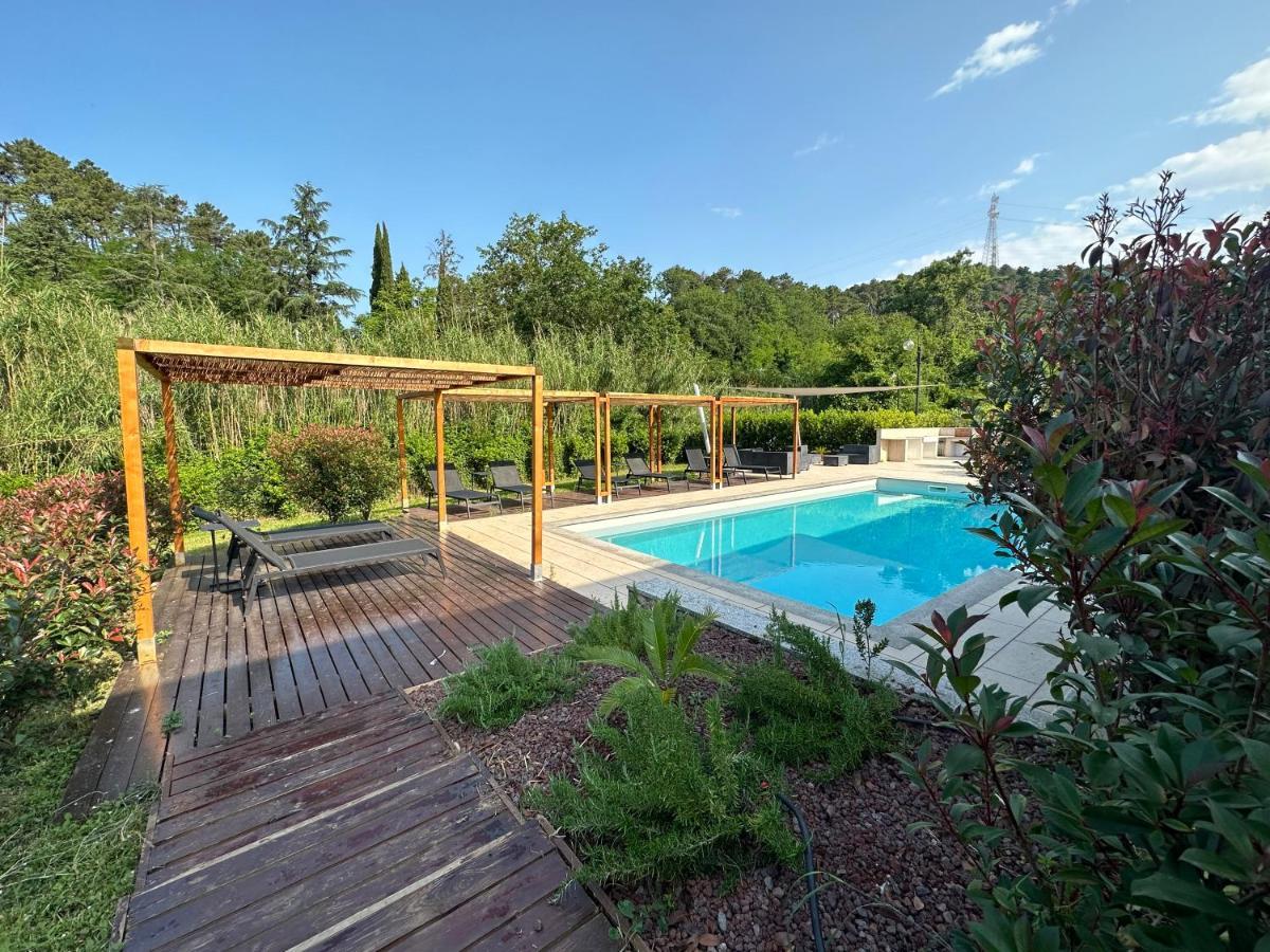 Le Village Sarzana Exteriér fotografie